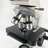 Microscopio binoculare composto biologico del piano 40x-1600x con illuminazione a LED